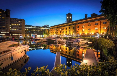 Wapping Apartment | Stylish Central London Flat with Sun Terrace