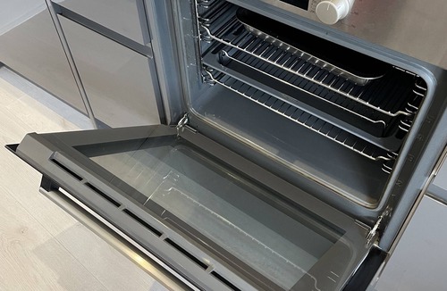 Hastings Apartment | * Stylish * Central * Sea View * Modern