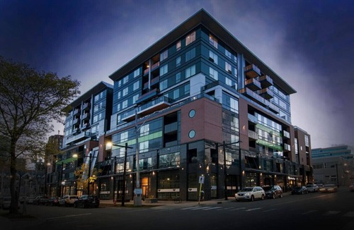 Downtown Halifax Apartment | Stylish central two bed, parking