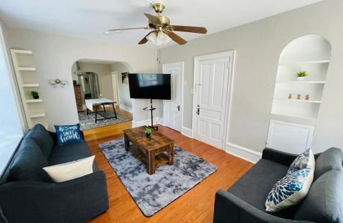 Elkins Park Apartment | Stylish & Charming 2BR Monthly Discount