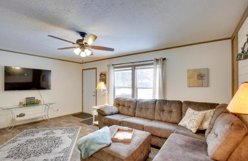 Chetek House | Stylish Chetek Hideaway w/Lake + Dock Access!