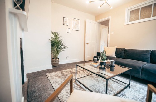 Canterbury House | Stylish city centre hideaway
