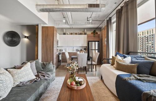 Downtown Dallas Apartment | Stylish City Loft Downtown