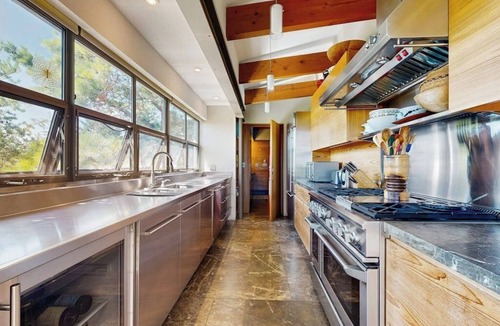 Spruce Head House | Stylish Coastal Retreat w/Spacious Layout & Access to the St. George Peninsula