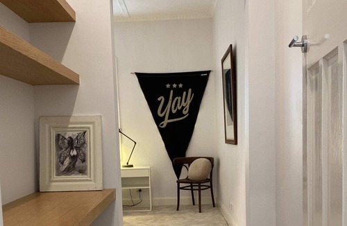 Orange House | Stylish comfort & centrally located!