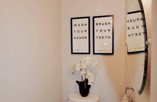 Highland Park Condo | Stylish, Comfortable Luxury | Near T