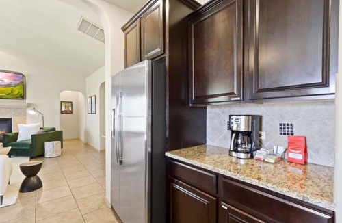 Las Cruces House | Stylish & Comfy House with Backyard and Parking