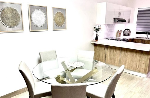 La Ceiba Apartment | Stylish Condo with TreeTops and Ocean Views