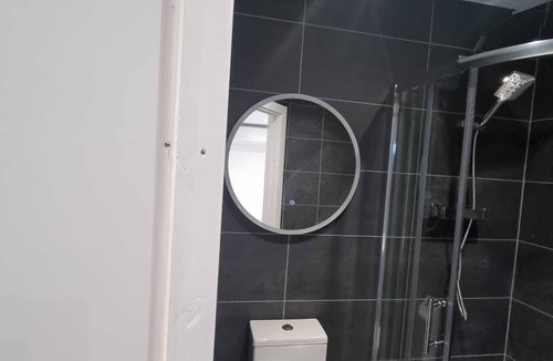 Coalpit Heath Apartment | Stylish contemporary studio apartment in the heart of Yate Bristol