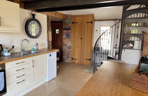 Charlton-on-Otmoor House | Stylish & Cosy Barn Conversion