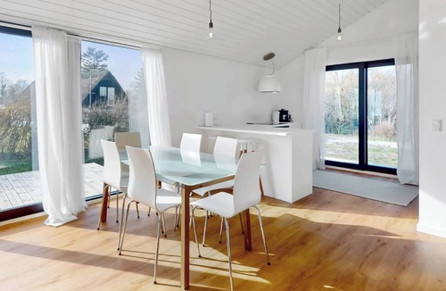 Rodvig Stevns House | Stylish Cottage Near Beach, Cliff and Harbour Life