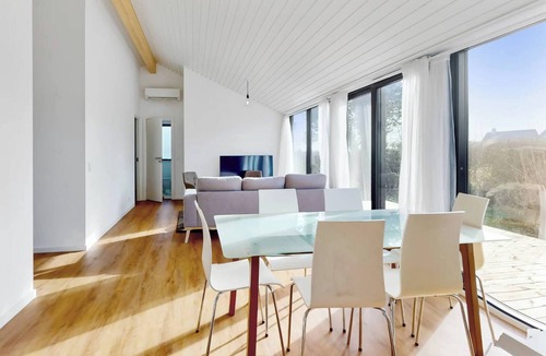 Rodvig Stevns House | Stylish Cottage Near Beach, Cliff and Harbour Life