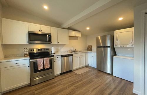 Plattsburgh Apartment | Stylish & Cozy 2BR Central Location Sleeps 4!
