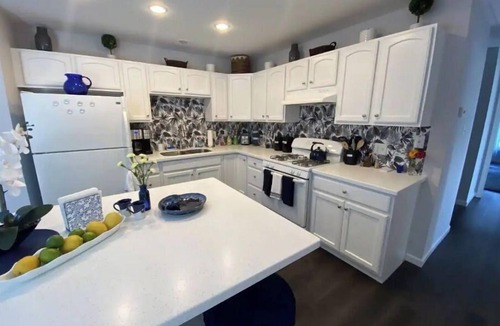Saugerties South House | Stylish Cozy Home with Gorgeous Views!
