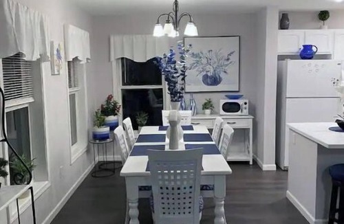 Saugerties South House | Stylish Cozy Home with Gorgeous Views!