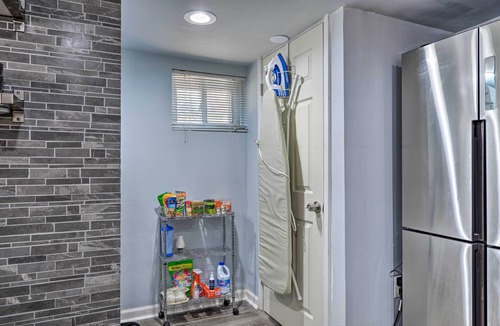 Michigan Park Apartment | Stylish DC Studio ~ 5 Mi to National Mall!