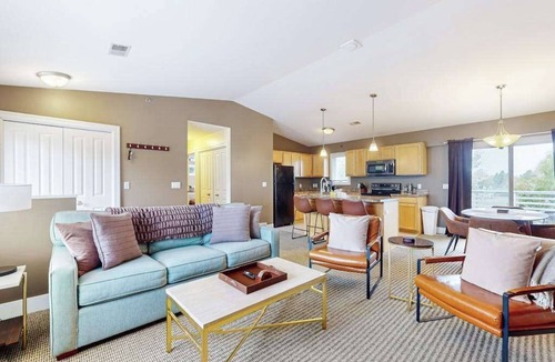 Douglas Condo | Stylish dog-friendly retreat with furnished deck, pool, & firepits