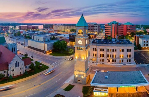 Neenah Apartment | Stylish Downtown Neenah Flat - Walk to Everything!