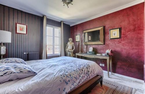 Serris Apartment | Stylish Duplex very near Disneyland Paris with Parking 2-8 Guests