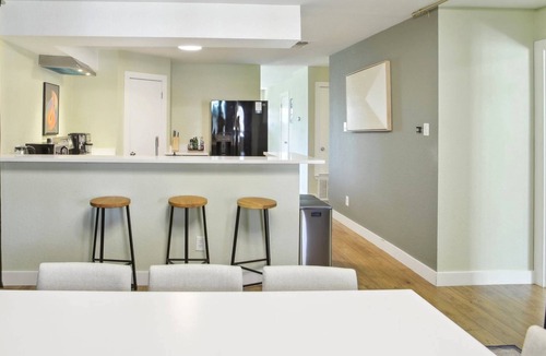 Blackshear-Prospect Hill House | Stylish East Austin Home, Walk to Restaurants, Large Backyard with Screened-In Patio and BBQ