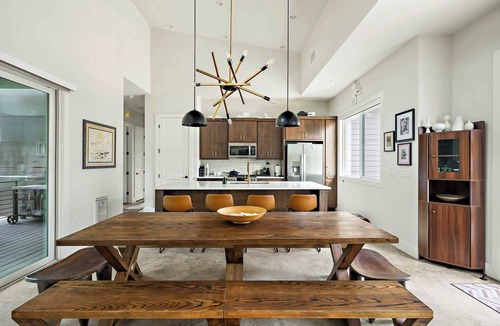 MLK House | Stylish East Austin Home | 2BR | BBQ | Near DT ATX