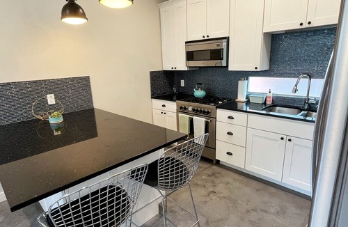 MLK House | Stylish East Austin Resort-style property: 5/3 main house with a 2/2 guest house