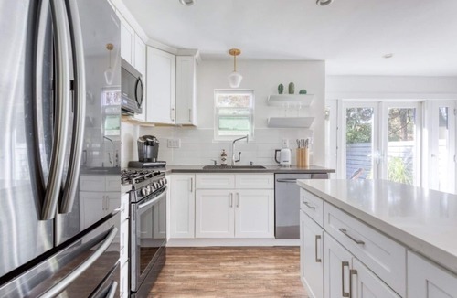 Verdugo Woodlands House | Stylish, European design, modern luxury home