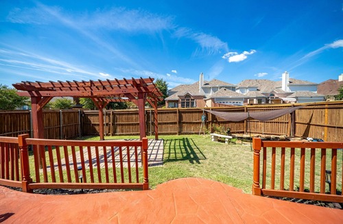 Red Oak House | Stylish Family Getaway | Room for Everyone