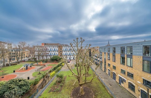 Chaucer Apartment | Stylish flat between London Bridge & Tower Bridge