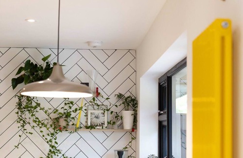 Bosham House | Stylish Four Bed Coastal Home