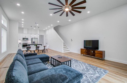OST - South Union House | Stylish Gem Minutes from Med Center & Downtown!