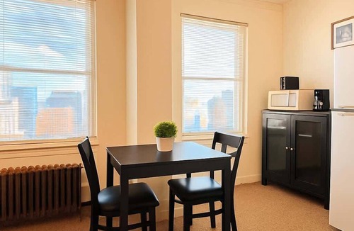 Gold Coast Apartment | Stylish Gold Coast 1BR with Vintage Flair