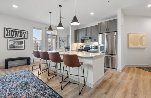 San Marcos Apartment | Stylish Ground Floor 2BR 2BA with Private Patio
