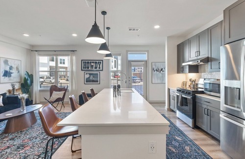 San Marcos Apartment | Stylish Ground Floor 2BR 2BA with Private Patio