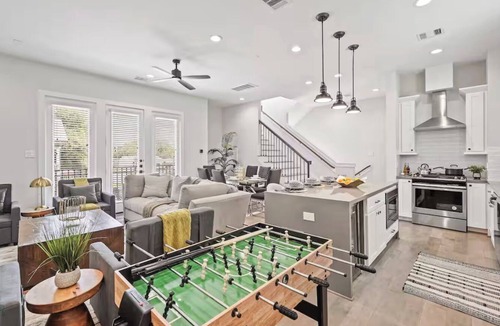 Shady Acres Condo | Stylish Heights Retreat/Near Downtown Houston