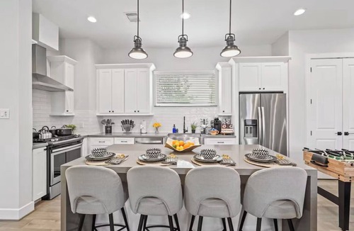 Shady Acres Condo | Stylish Heights Retreat/Near Downtown Houston