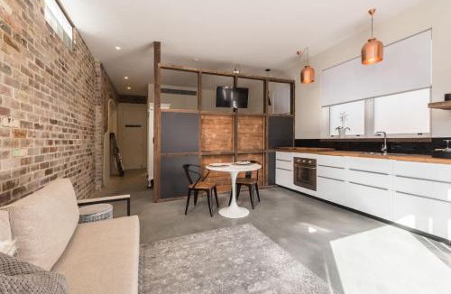 Camperdown House | Stylish Hipster Heaven in Camperdown