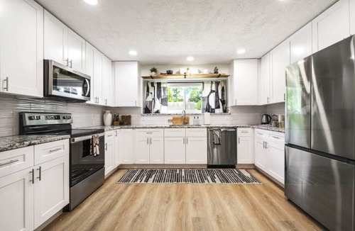 Atascocita House | Stylish Home + Pool near IAH & Downtown Humble!