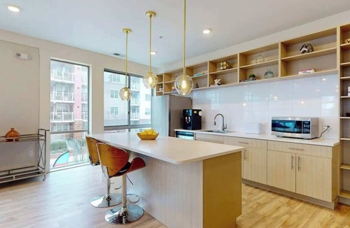 Downtown Apartment | Stylish Home with Free Parking