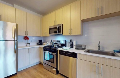 Downtown Apartment | Stylish Home with Free Parking