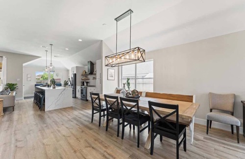Spring House | Stylish Home with Hot Tub & Gaming Garage