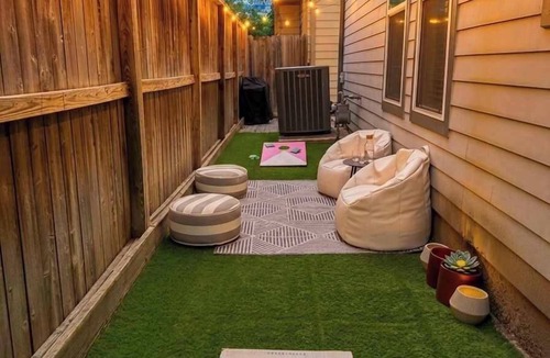 Washington Ave./ Memorial Park House | Stylish Home with Pool Table & 2 Outdoor Spaces - Walkable