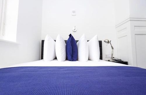 Fenway–Kenmore Apartment | Stylish Hotel Room in Boston's Fenway - Unit #104 v2