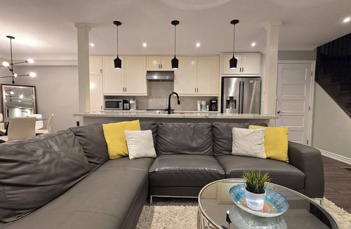 Elder Mills House | Stylish House Close to All Amenities