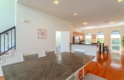 East Downtown Houston Villa | Stylish Houston Getaway