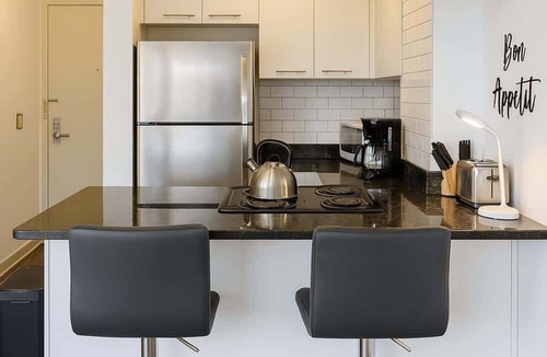 Indian Village Apartment | Stylish HydePark Studio Retreat