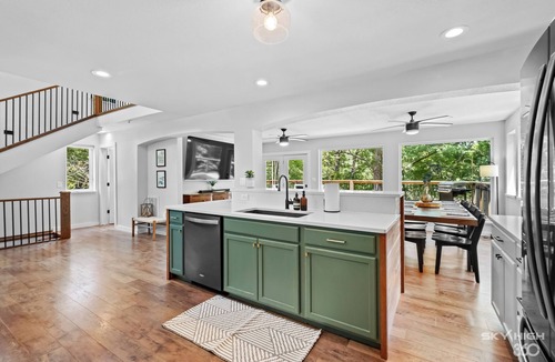 Garfield House | Stylish Lakefront Home on Beaver Lake with Dock in Beautiful Northwest Arkansas