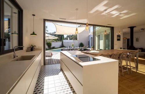 Castelnau-le-Lez Villa | Stylish Languedoc Villa with Private Pool