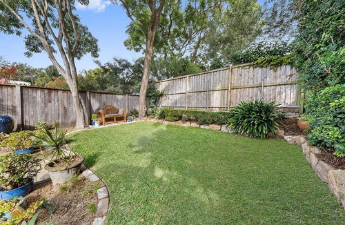 Rozelle House | Stylish light-filled 2BR characterful cottage