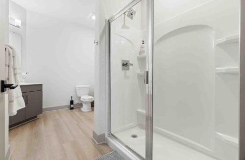 East Raleigh Apartment | Stylish Living 5 Min From Downtown